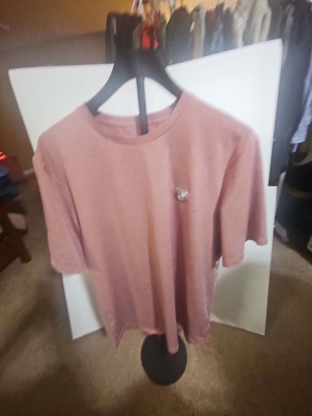 TravisMathew T-Shirt Size XL Pink Short Sleeve Crewneck